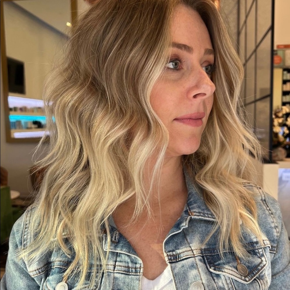 Meet your Posher, Whitney